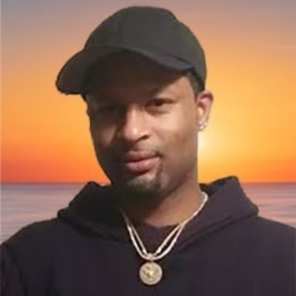 Meet your Posher, Uzzeyel